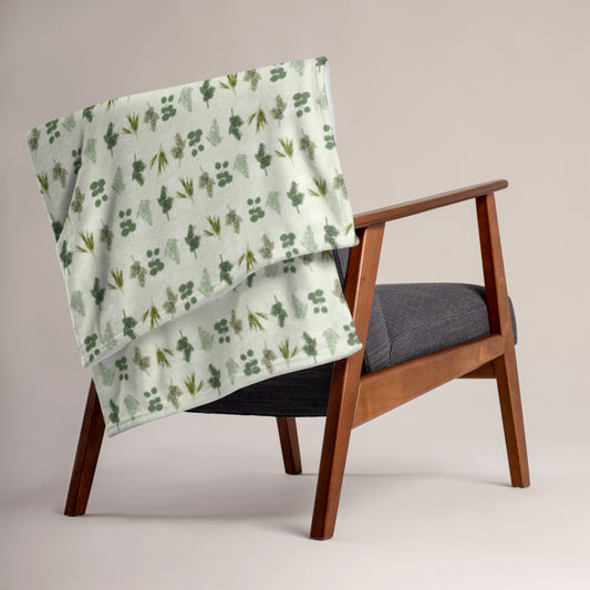 Leaf me to relax Throw Blanket